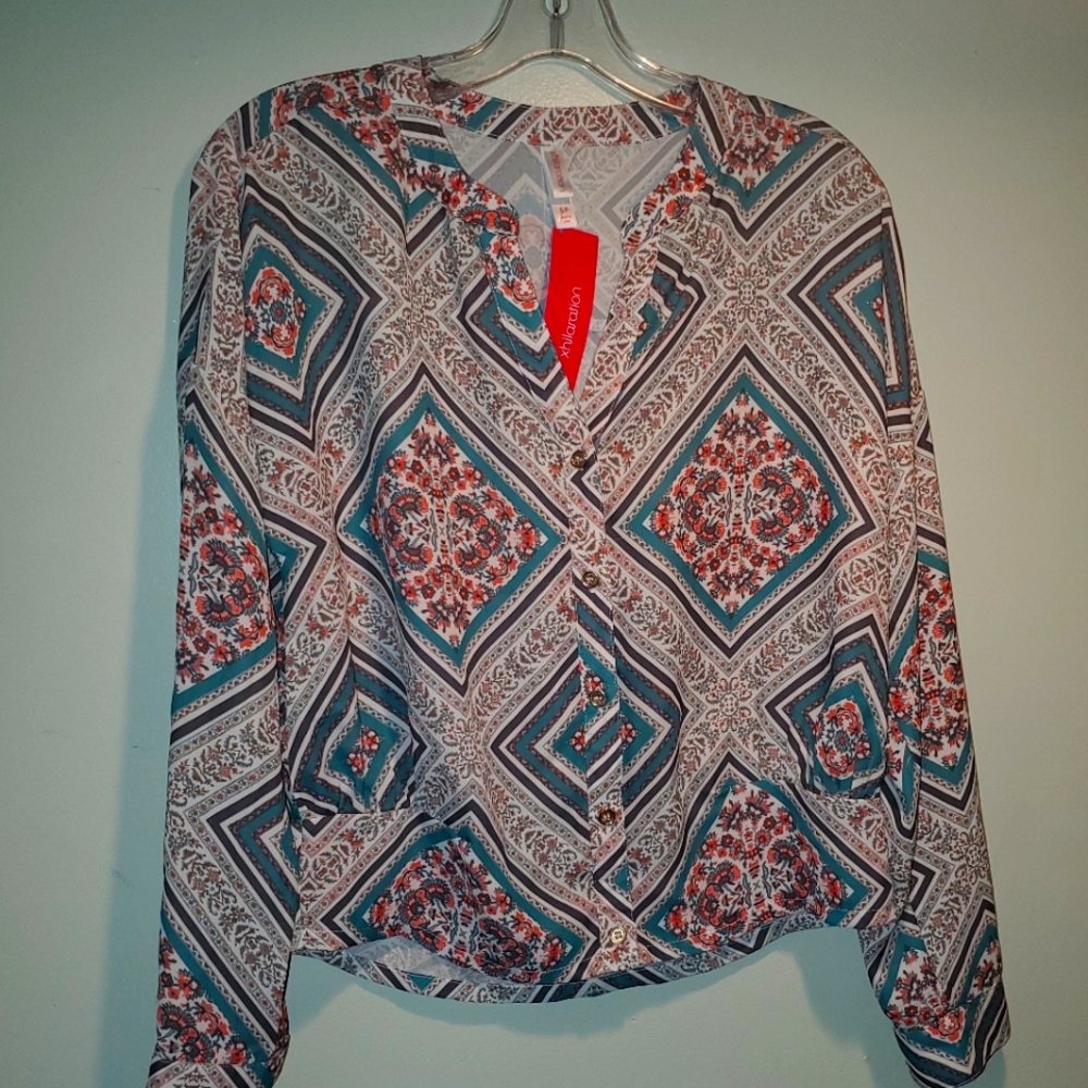Xhileration Brand Blouse NWT Sm